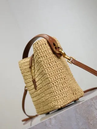 LE 37 Raffia 5.9 in Bucket Bag 765870