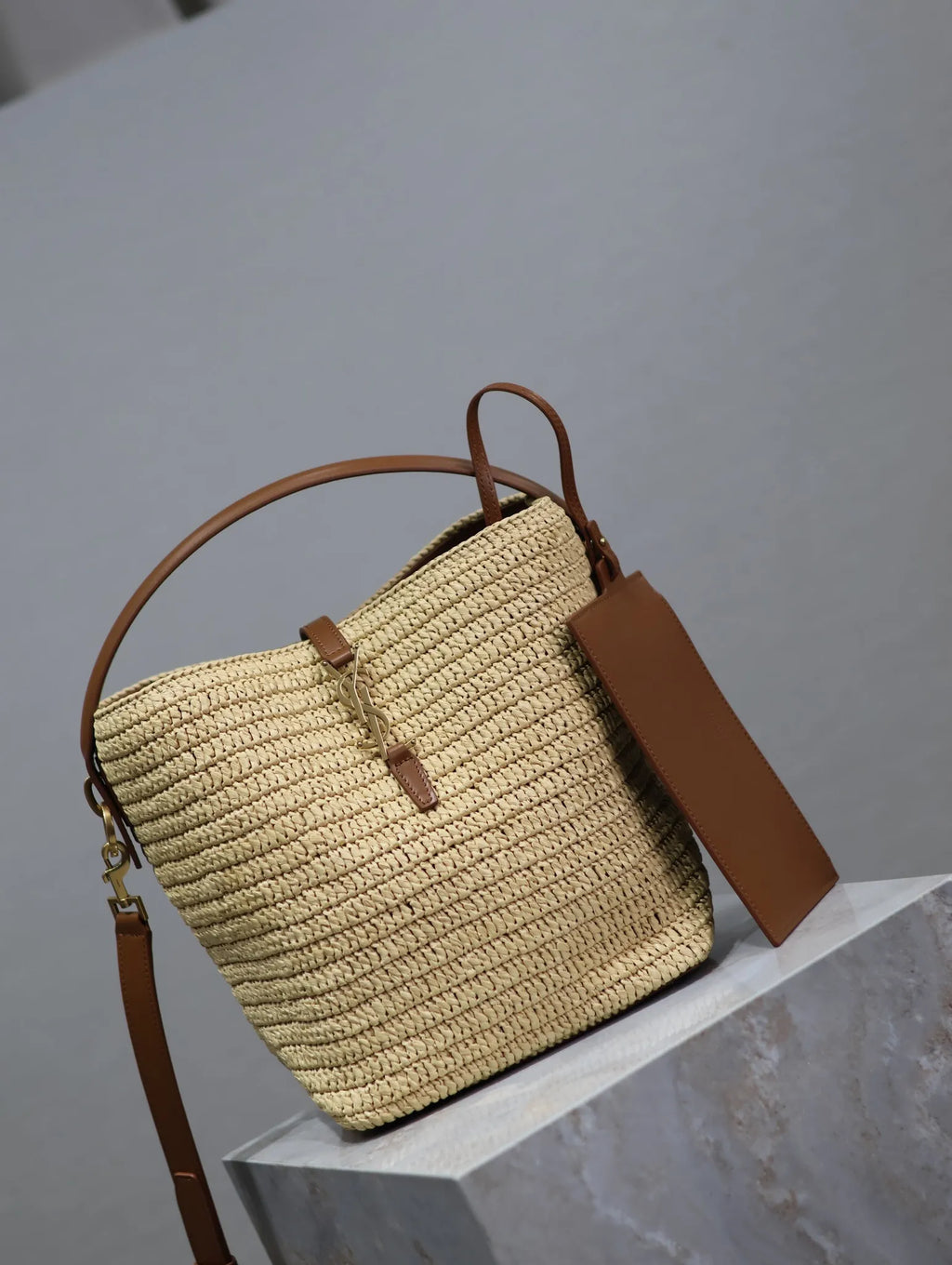 LE 37 Raffia Leather 7.9 in Bucket Bag 742828