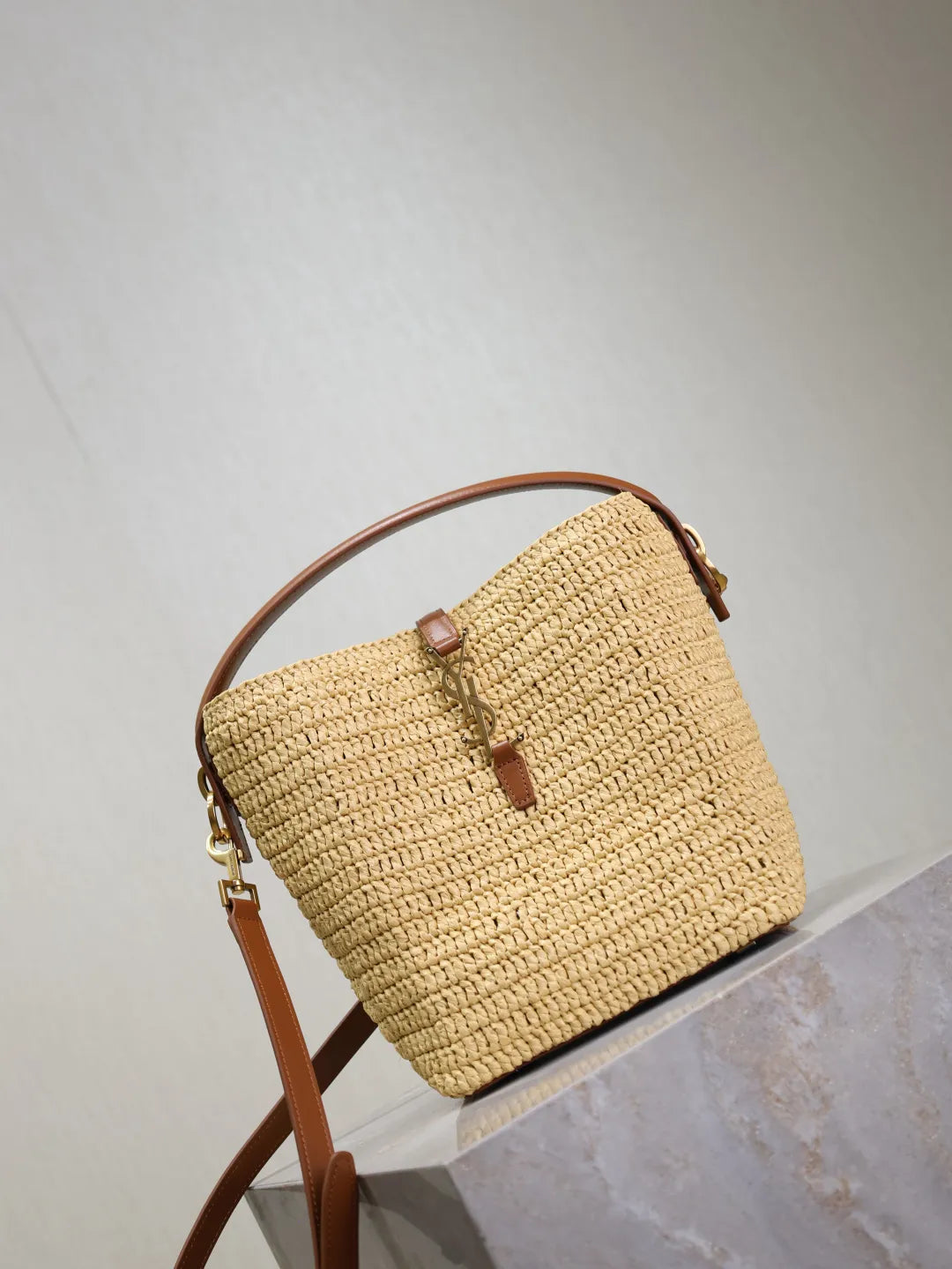 LE 37 Raffia Leather 7.9 in Bucket Bag 749036