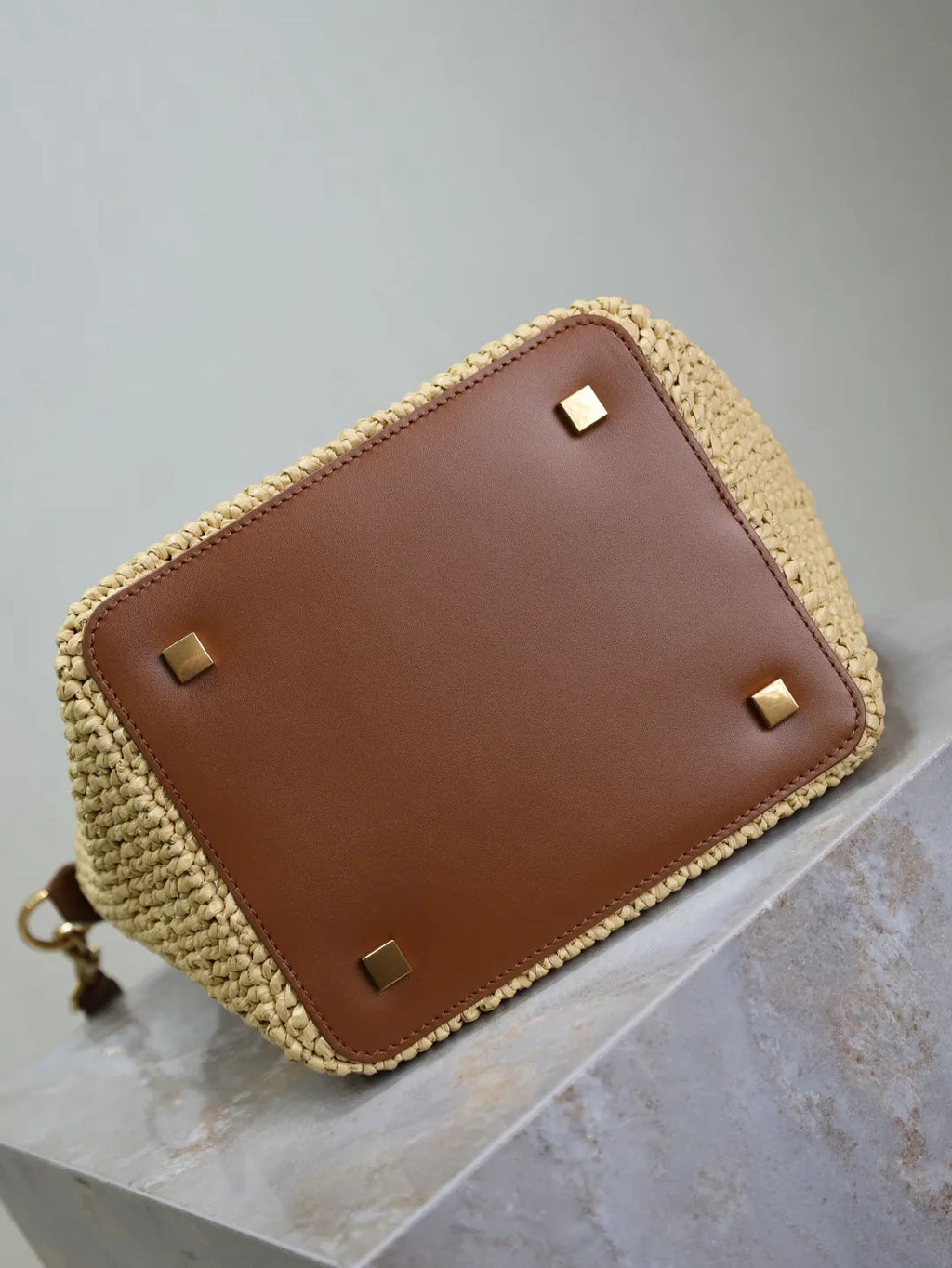 LE 37 Raffia Leather 7.9 in Bucket Bag 749036