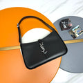 Le 5 à 7 9.8 in Smooth Leather Bag 657228.Zx