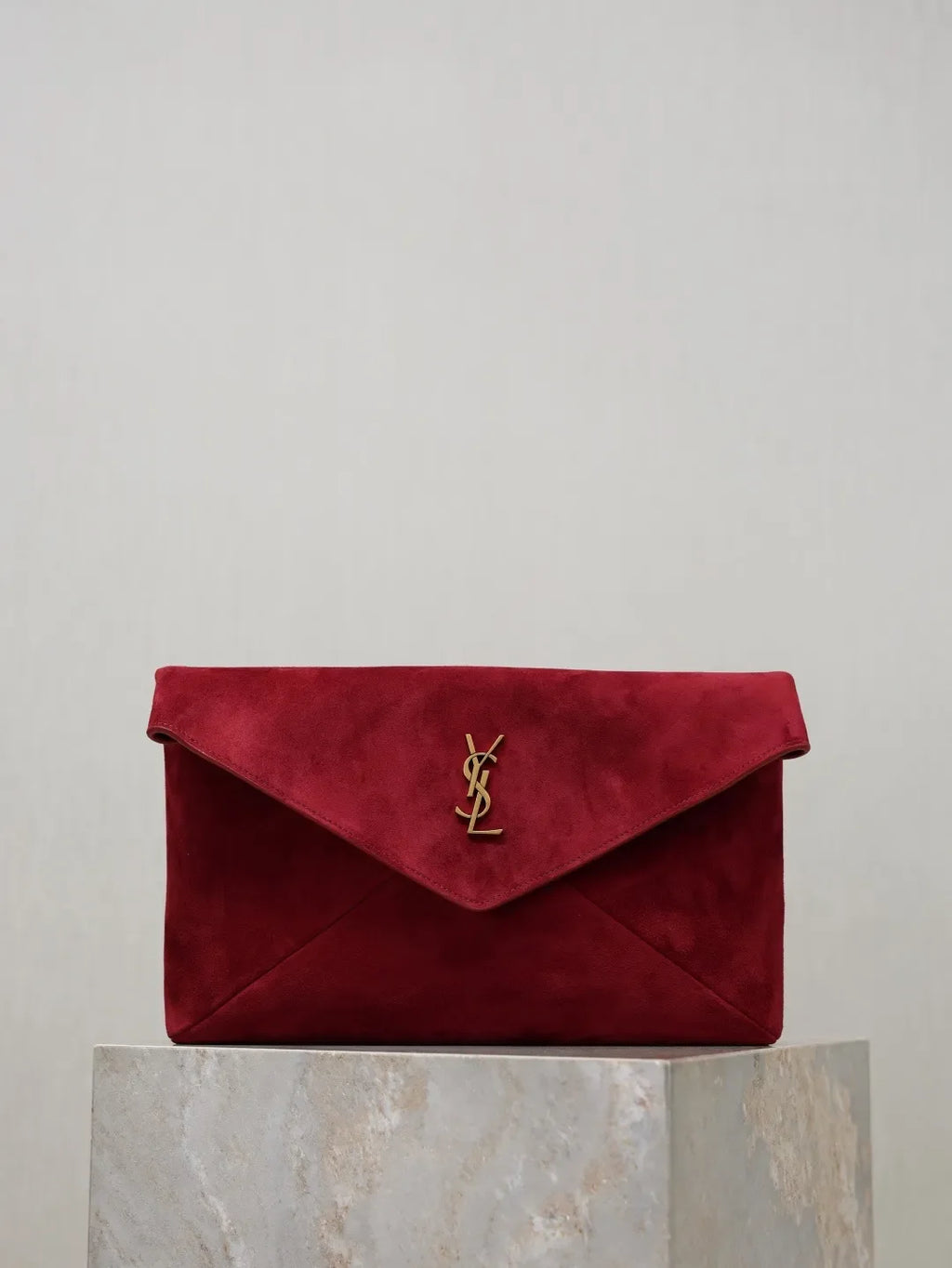 LE Envelope 11.6 in Suede Clutch Bag 769307