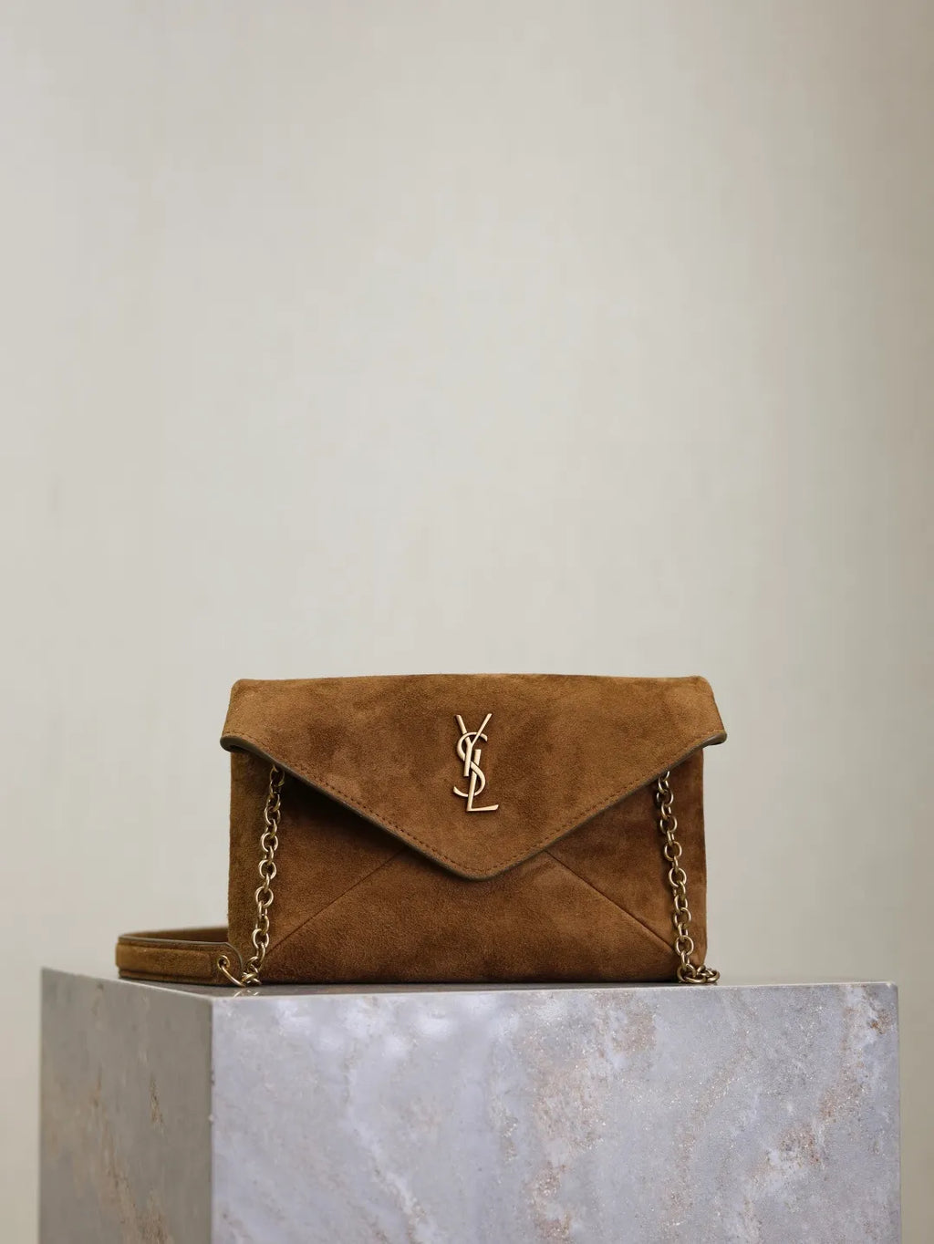 LE Envelope 7.5 in Leopard Print Leather Bag 819271