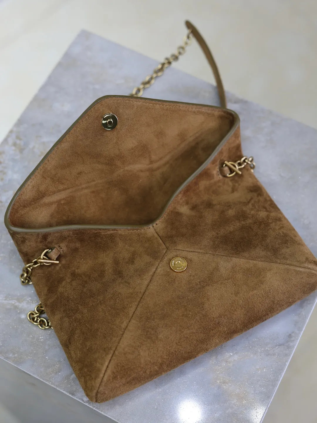 LE Envelope 7.5 in Leopard Print Leather Bag 819271