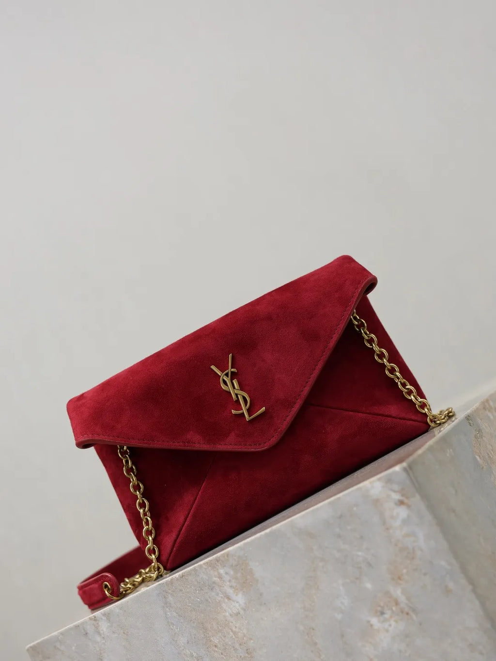 LE Envelope Leopard Print 7.5 in Leather Chain Clutch 819271