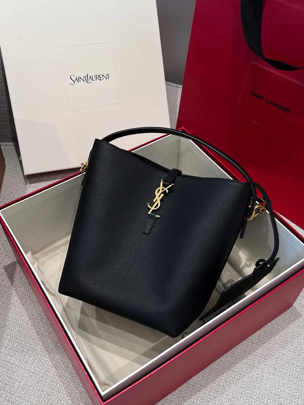 LE37 Large Deerskin Bucket Bag 112553