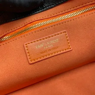 Le5A7 9.8 in Embossed Leather Underarm Bag 657228.Zx
