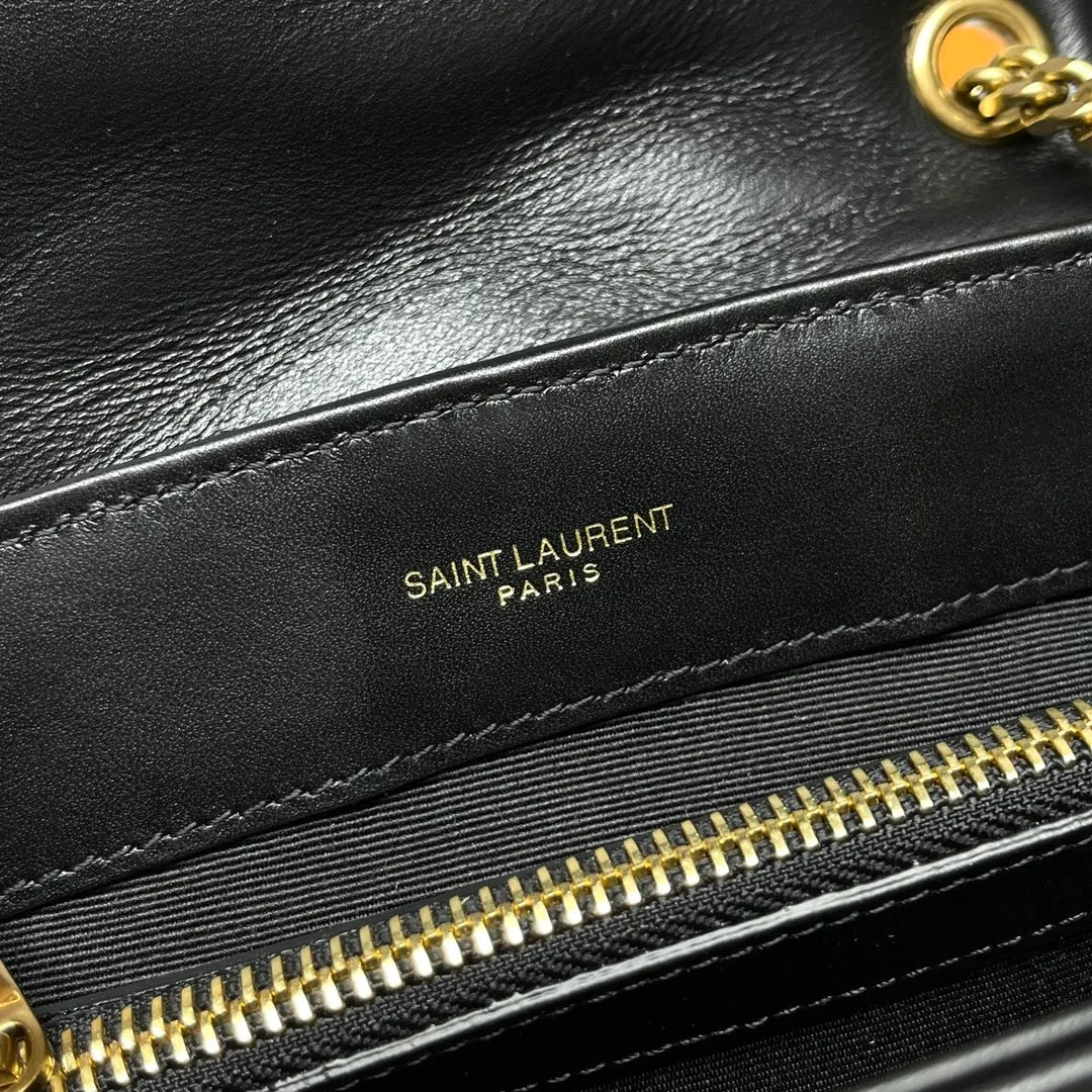 Leather 9.1 in Handbag 494699.ZX