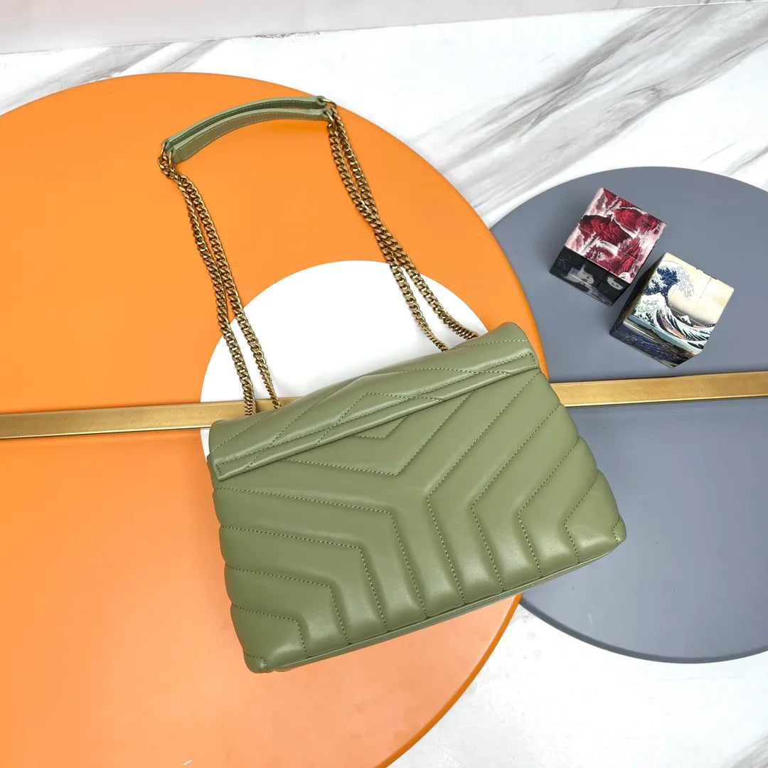 Leather 9.1 in Shoulder Bag 494699.ZX