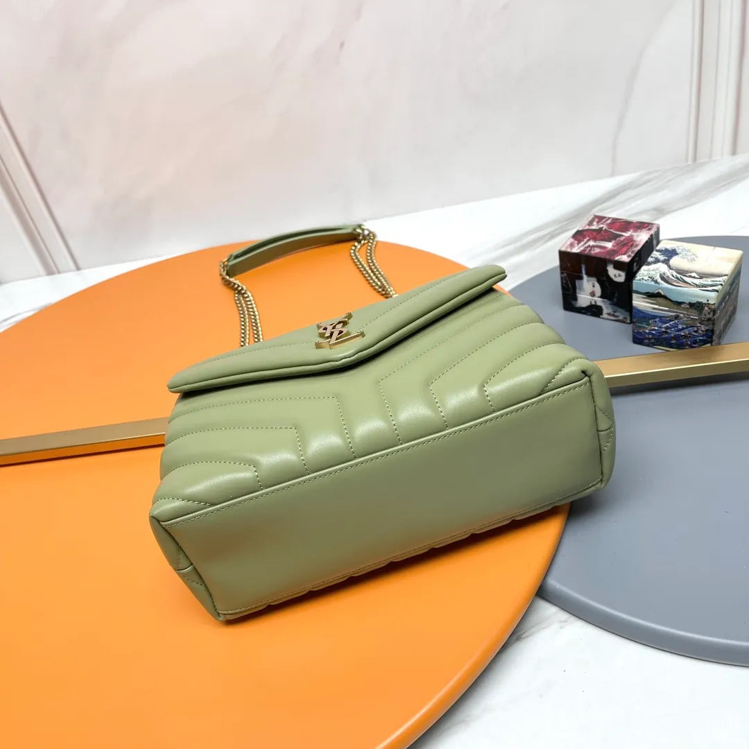 Leather 9.1 in Shoulder Bag 494699.ZX