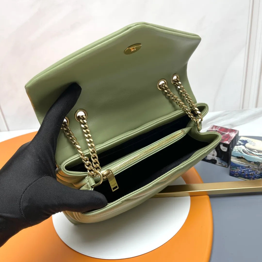 Leather 9.1 in Shoulder Bag 494699.ZX