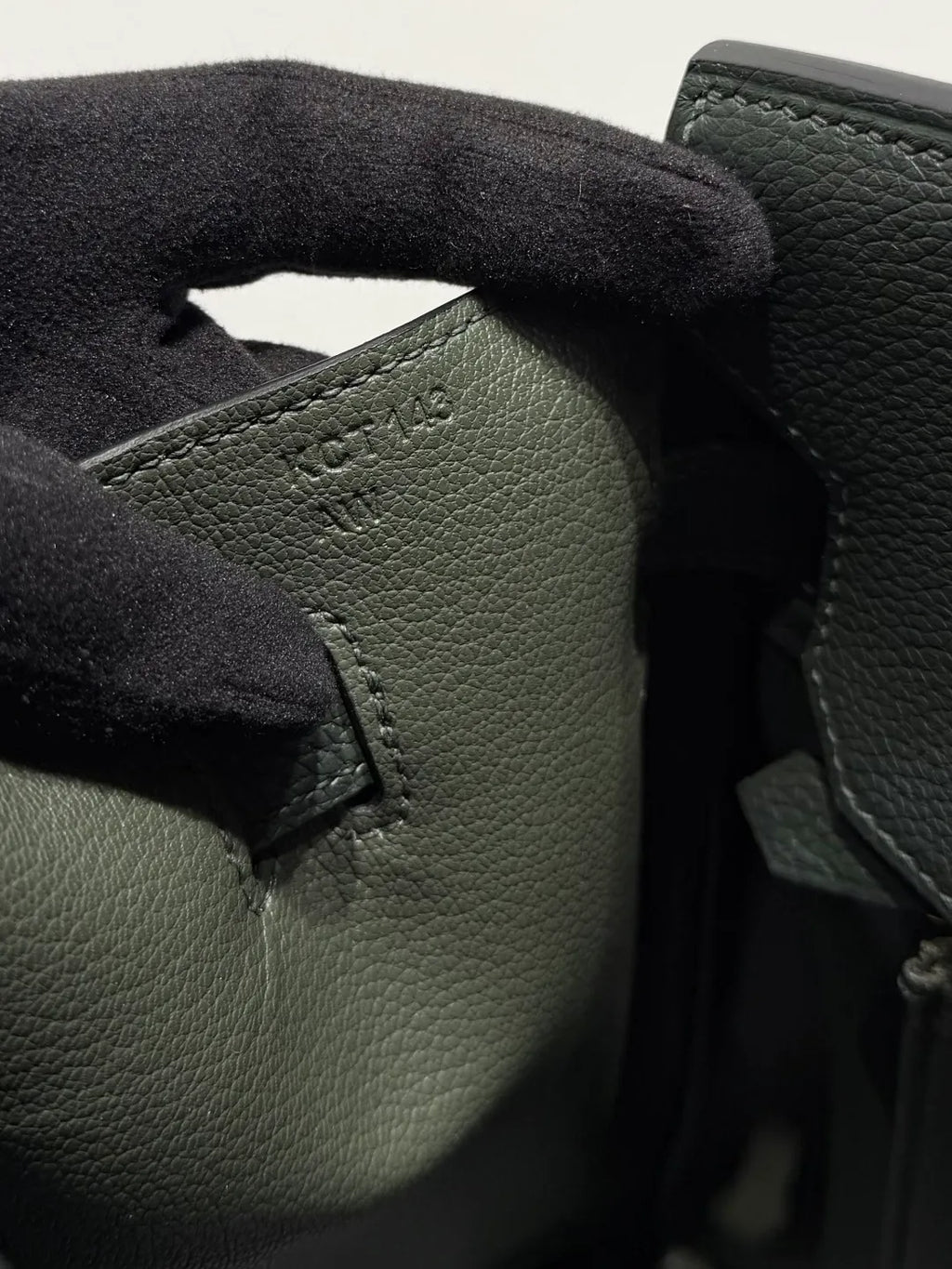 Leather Handbag 61 Pine Green Vert Amande