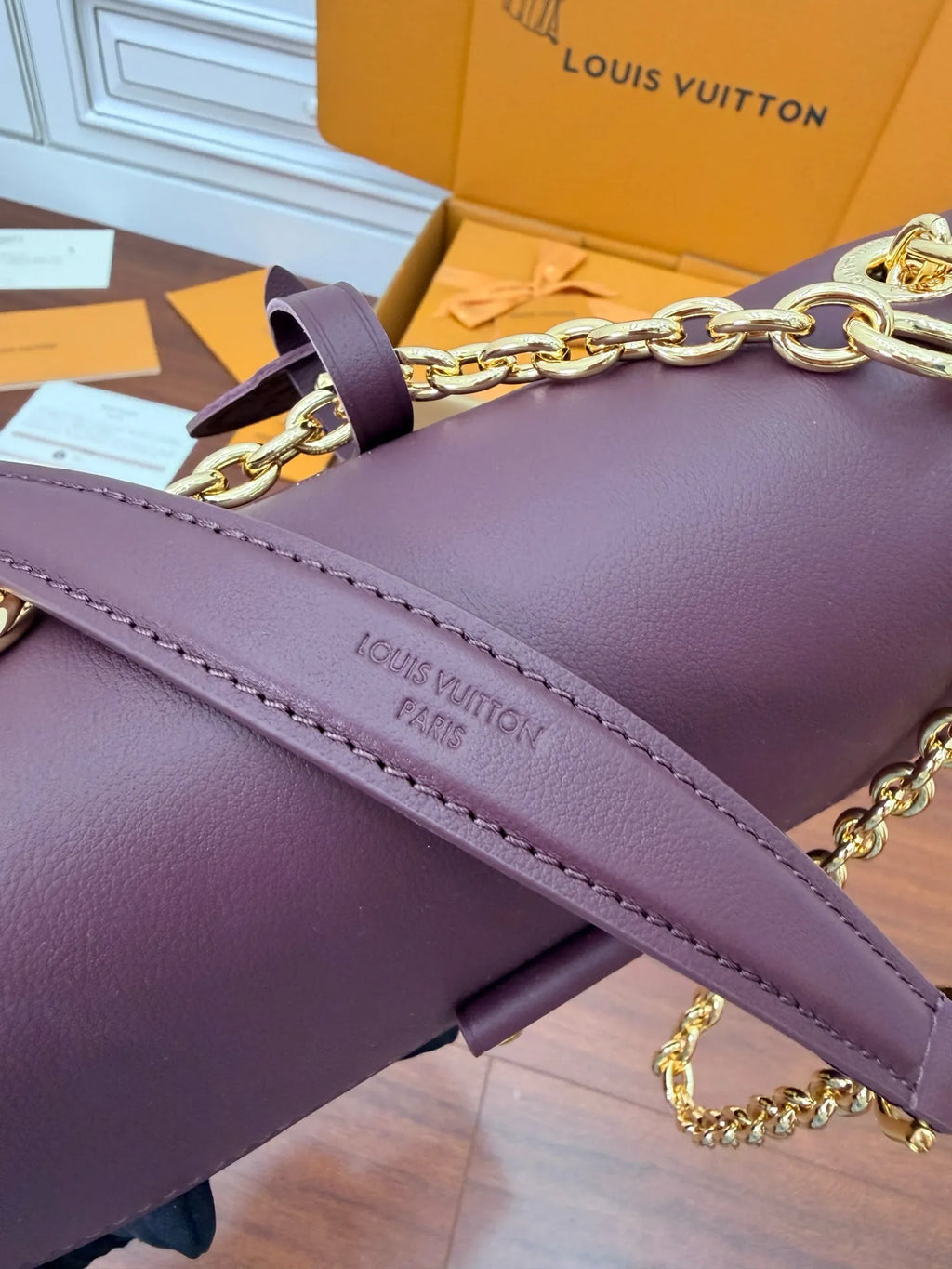 Leather Handbag Shoulder Bag M28587 168950
