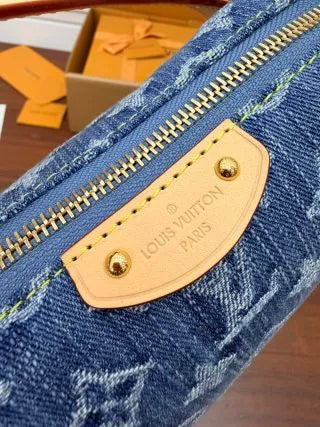 Leather Handbag Shoulder Bag M82949 168620