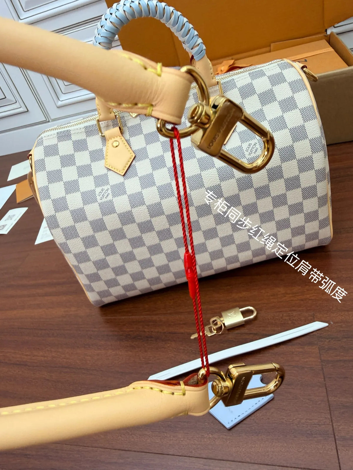 Leather Handbag Shoulder Bag N40908 135609