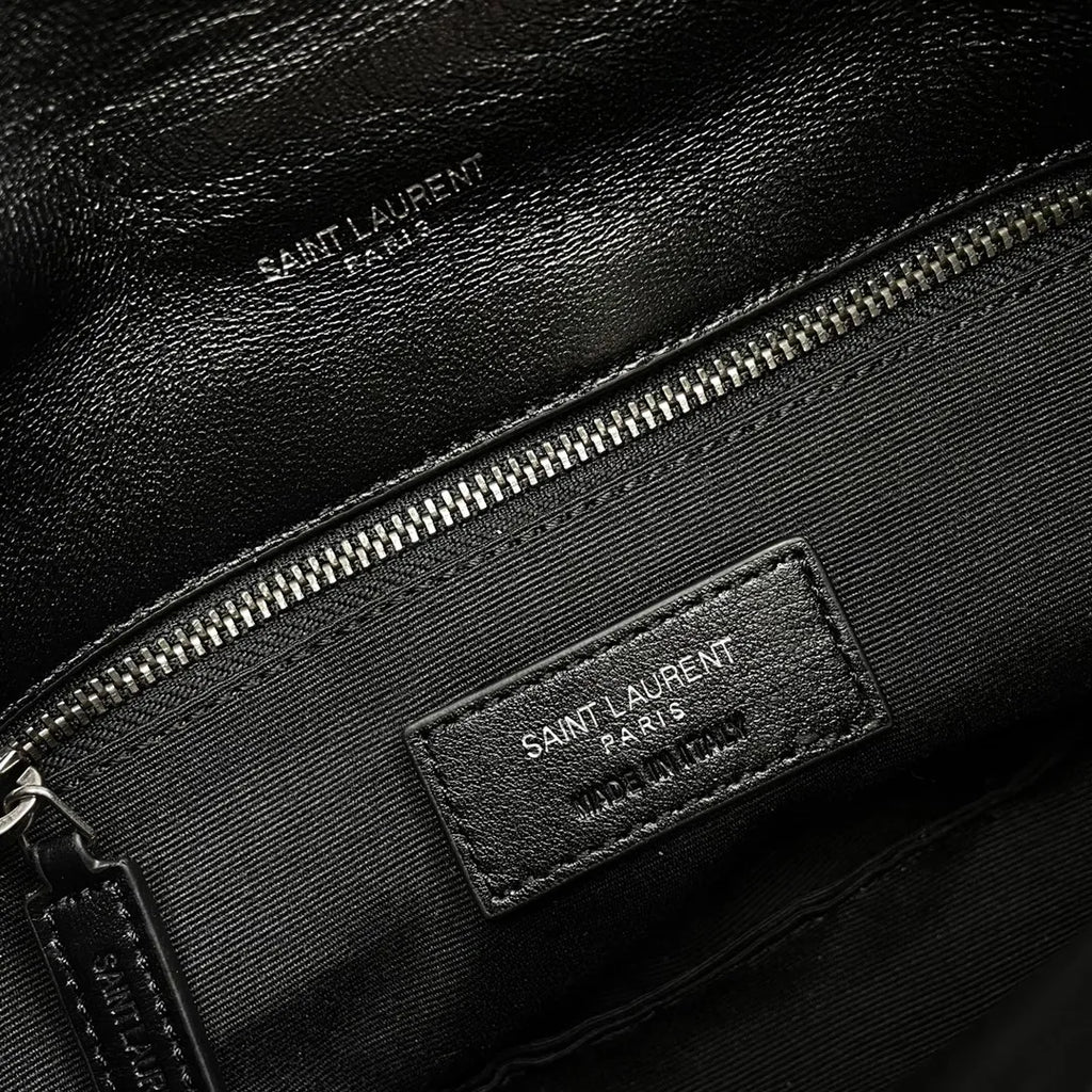 Les Blanche 9.1 in Quilted Lambskin Crossbody Bag 620333.Zx