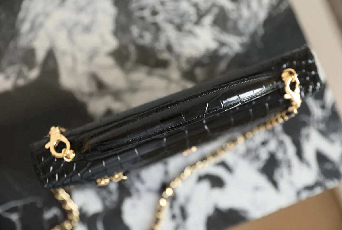 LIFE* 660 Autumn/Winter Chain Clutch Bag Crocodile Leather R-291