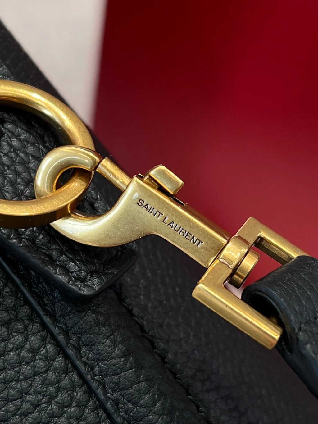 L'Oréal 37 Deerskin Handbag 112552