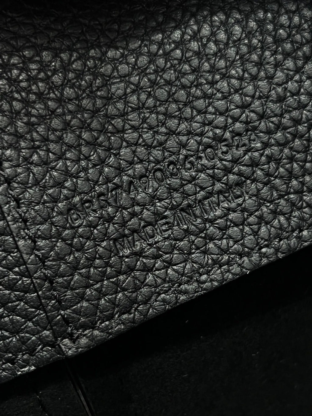 L'Oréal 37 Deerskin Handbag 112552
