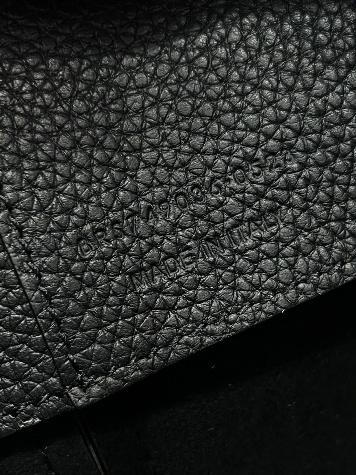 L'Oréal 37 Deerskin Handbag 112552
