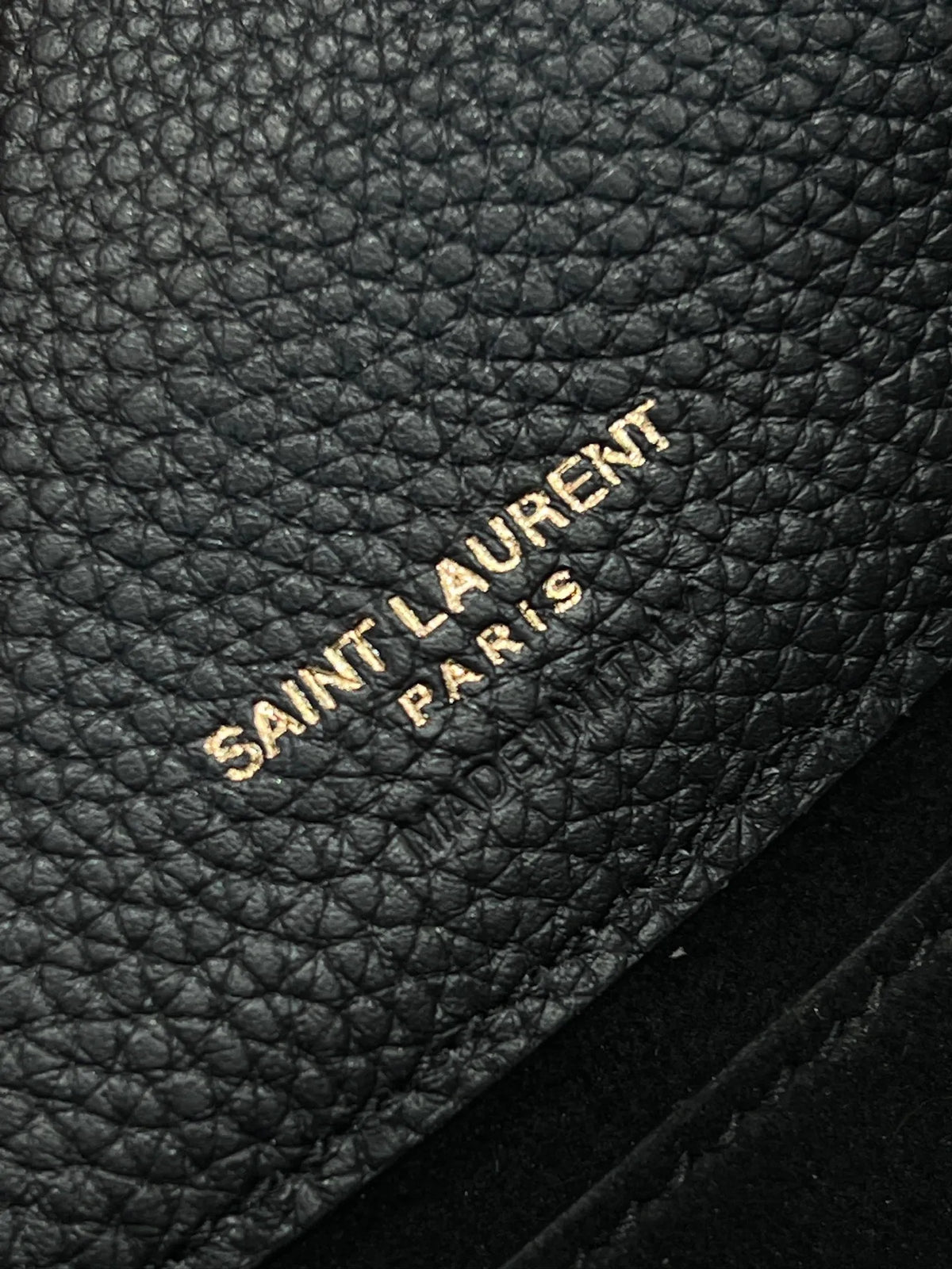 L'Oréal 37 Deerskin Handbag 112552