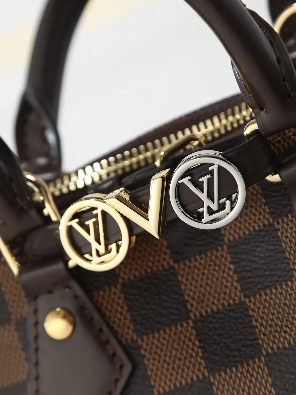 Louis Vuitton Alma Mini Damier Ebene Handbag M00015