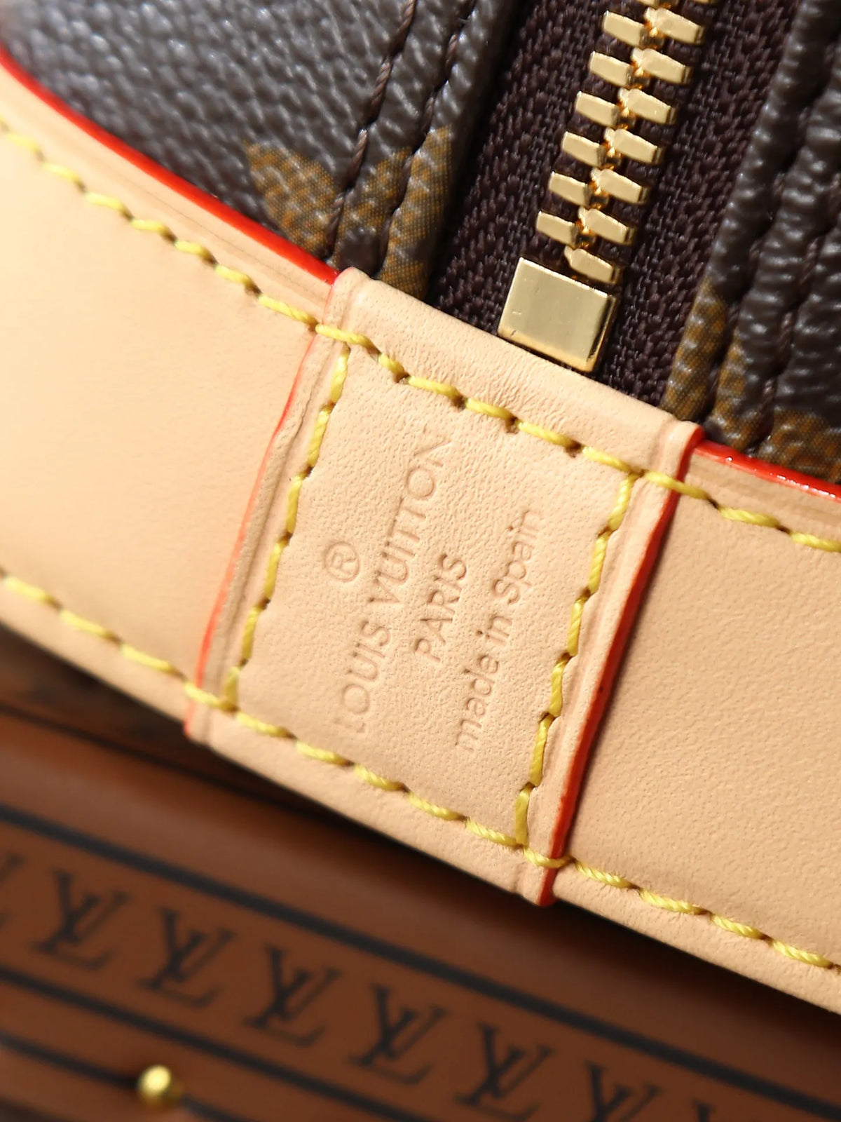 Louis Vuitton Alma Monogram Canvas Handbag M53152
