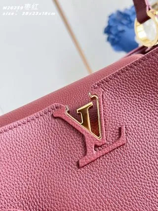 Capucines Souple 15 in Leather Bag M26259