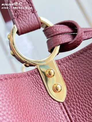 Capucines Souple 15 in Leather Bag M26259