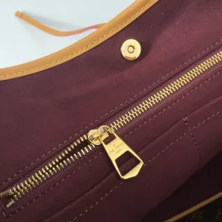 CarryAll MM Monogram Canvas Handbag M46197