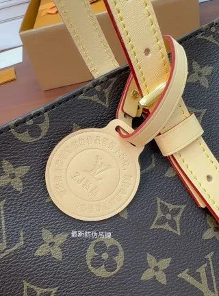 Louis Vuitton Diamond Pattern Leather Bag M12095