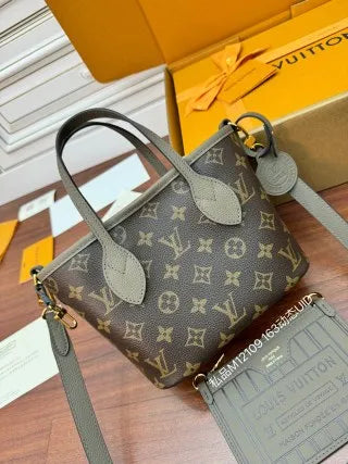 Louis Vuitton Diamond Pattern Leather Bag M12109