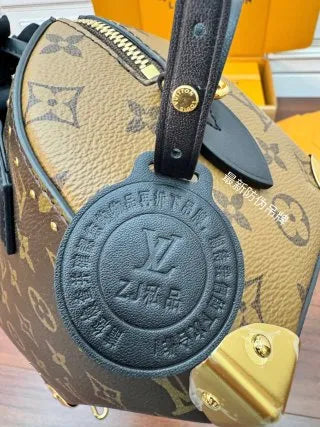 Louis Vuitton Diamond Pattern Leather Bag M13146