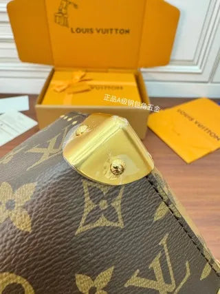 Louis Vuitton Diamond Pattern Leather Bag M13146