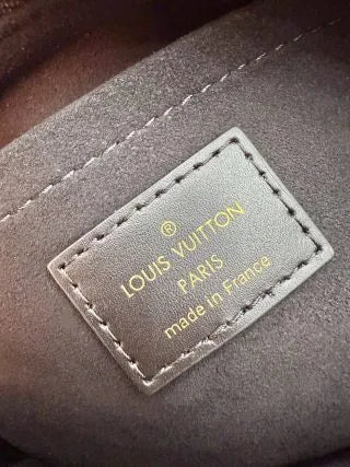 Louis Vuitton Diamond Pattern Leather Bag M23640