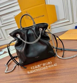 Louis Vuitton Diamond Pattern Leather Bag M25522