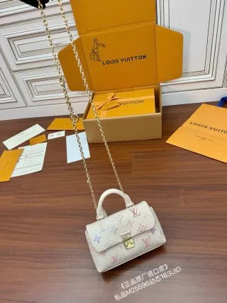 Louis Vuitton Diamond Pattern Leather Bag M25596