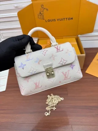 Louis Vuitton Diamond Pattern Leather Bag M25596