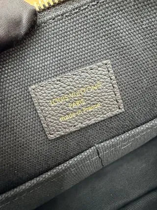 Louis Vuitton Diamond Pattern Leather Bag M26257