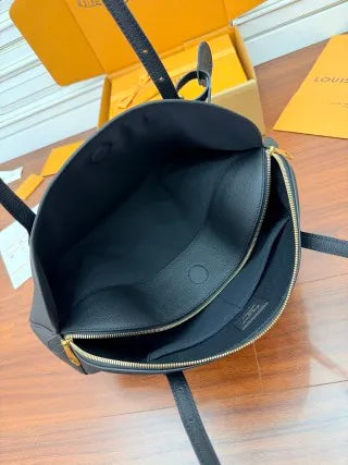 Louis Vuitton Diamond Pattern Leather Bag M26257