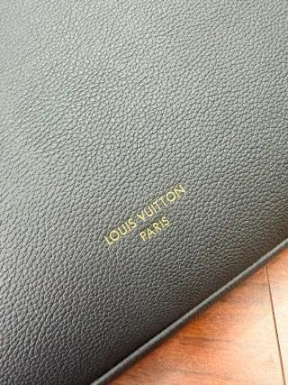 Louis Vuitton Diamond Pattern Leather Bag M26257