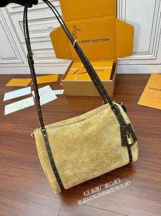 Louis Vuitton Diamond Pattern Leather Bag M26358
