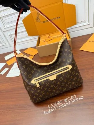 Louis Vuitton Diamond Pattern Leather Bag M27335