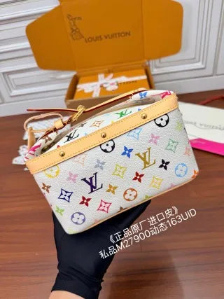 Louis Vuitton Diamond Pattern Leather Bag M27900