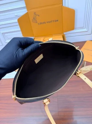 Louis Vuitton Diamond Pattern Leather Bag M28953