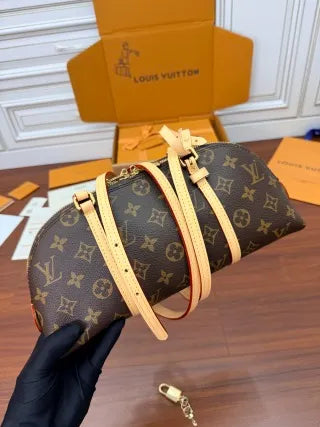 Louis Vuitton Diamond Pattern Leather Bag M28953