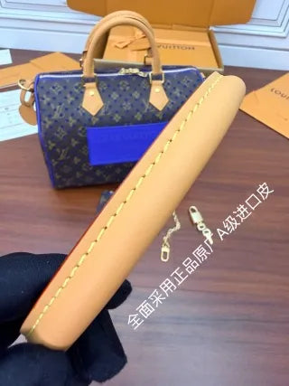 Louis Vuitton Diamond Pattern Leather Bag M29143