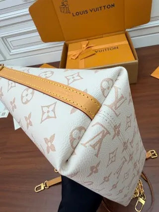 Louis Vuitton Diamond Pattern Leather Bag M2A078