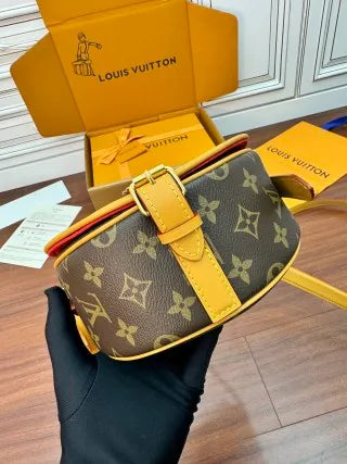 Louis Vuitton Diamond Pattern Leather Bag M44860