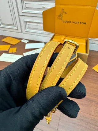 Louis Vuitton Diamond Pattern Leather Bag M44919